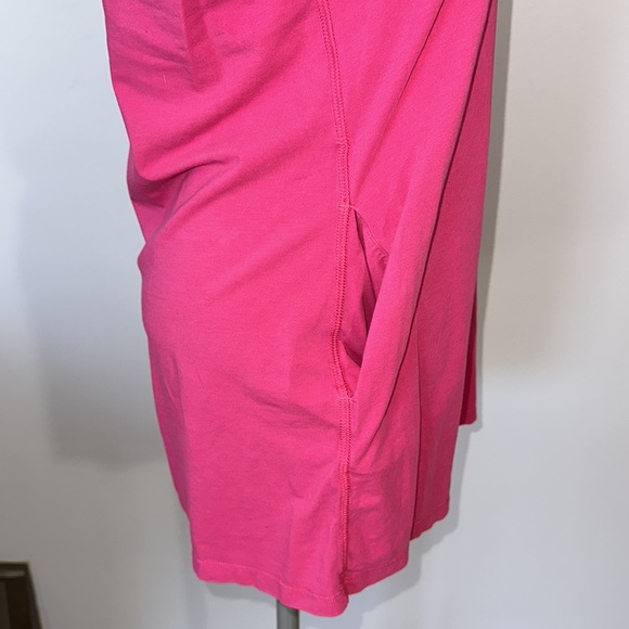 Lululemon Luscious Short Sleeve Pocket Tee - Picture 7 of 14